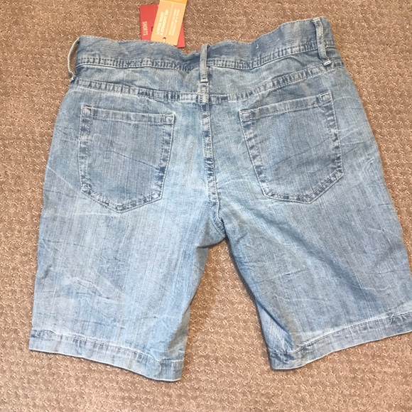 Mossimo Jean Shorts - Picture 3 of 3